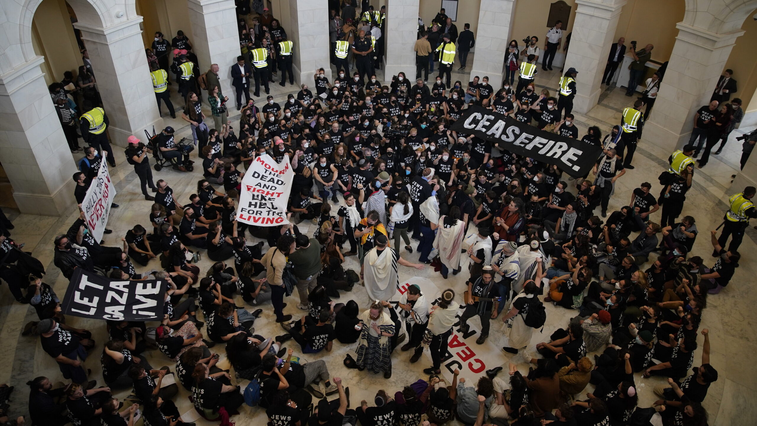 18israel-hamas-live-capitolprotest-klbm-videoSixteenByNine3000