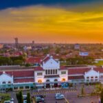 pemandangan-kota-cirebon-sumber-istock-batiqa-hotels_9mf7k