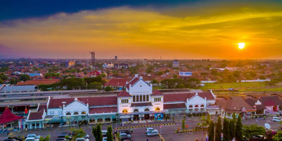 pemandangan-kota-cirebon-sumber-istock-batiqa-hotels_9mf7k